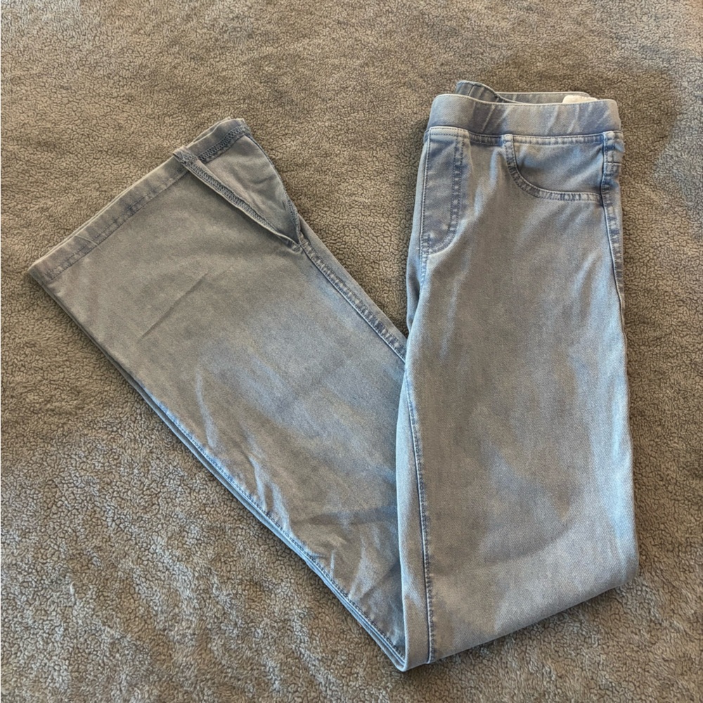 H&M girls pull on jeans